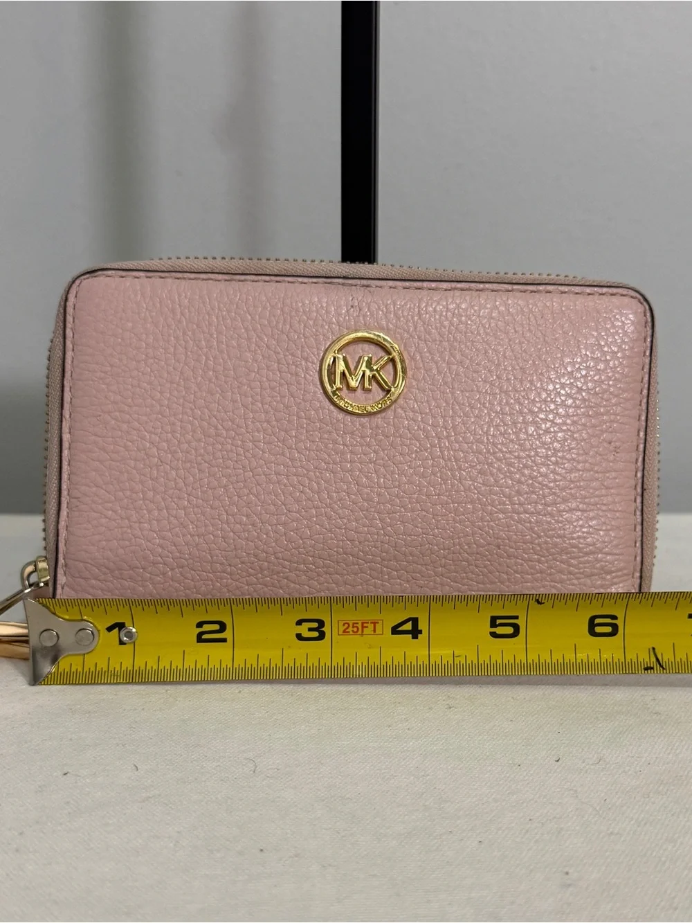 Michael Kors Blush Pink Pebbled Leather Wallet Wristlet with Replacement Strap